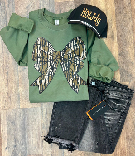 Camo Bow Crewneck