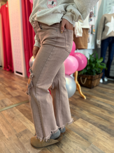High Rise-Crop Straight-Distressed Jeans
